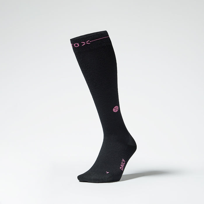 Daily Merino Socks Women Stox 13-85 8047 Black Fuchsia